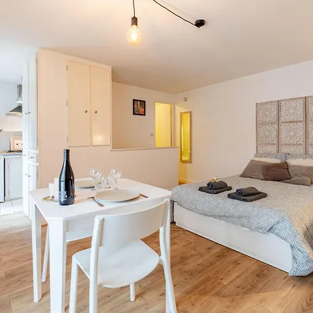 M1 Sweet Homes Angouleme L Secteur Centre Ville Remparts L Maison 1 Piece Avec Garage Prive - Animaux Acceptes Exterior foto