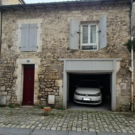 M1 Sweet Homes Angouleme L Secteur Centre Ville Remparts L Maison 1 Piece Avec Garage Prive - Animaux Acceptes Exterior foto